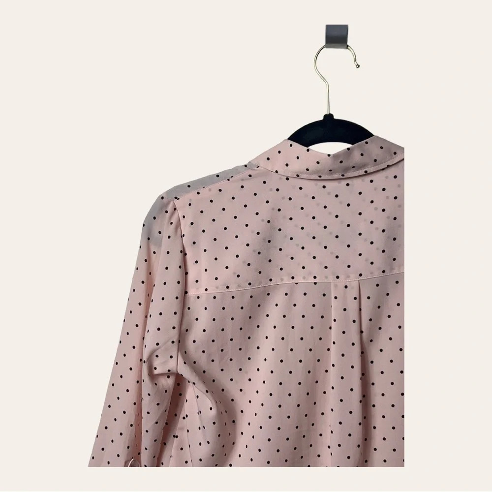 1130. Talbots BUTTON UP TOP POLKA DOTS PATTERN PI… - image 8